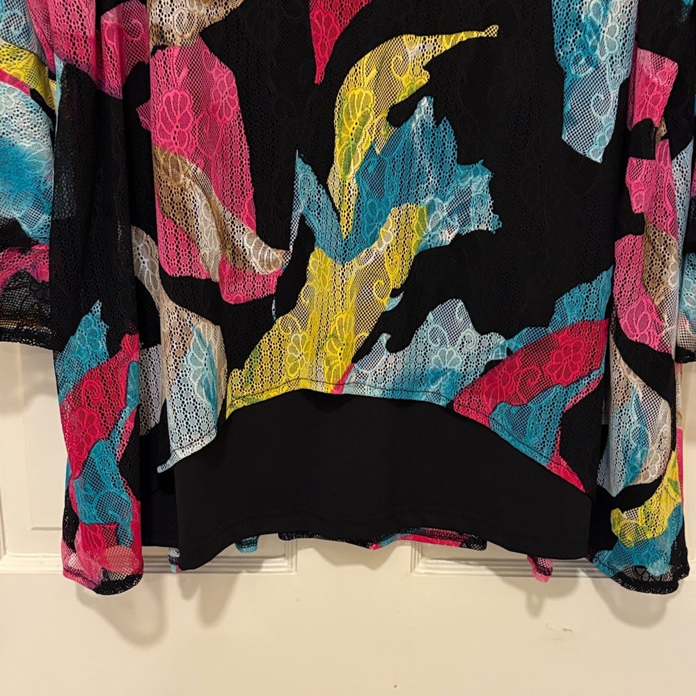 Calessa Black Colorful Elegant Blouse - Picture 4 of 6